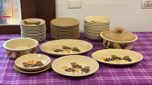 Servizio piatti ceramica - di, in